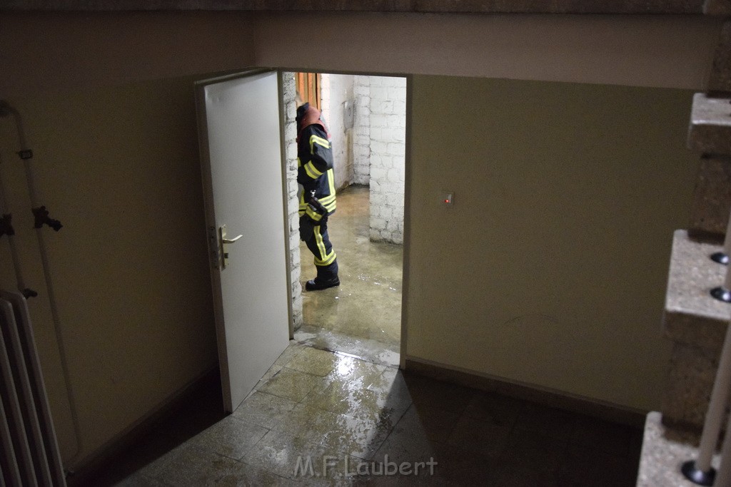 Wasserschaden Wohnung Koeln Vingst Oranienstr P17.JPG - Miklos Laubert